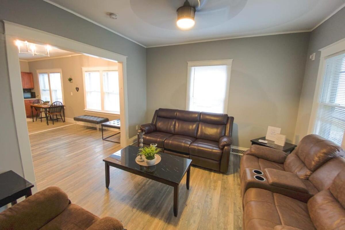 Large 6Br, 2 Bath In نياغارا فالس، نيويورك المظهر الخارجي الصورة