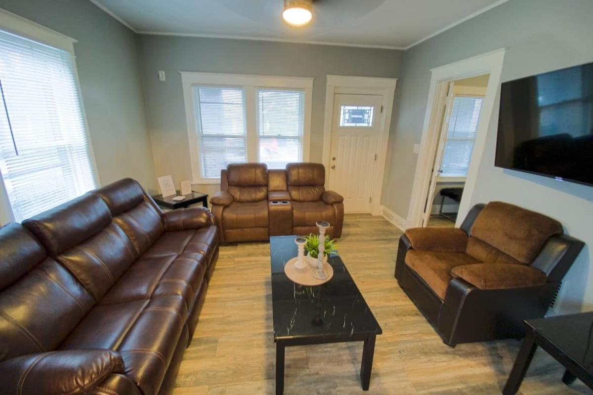 Large 6Br, 2 Bath In نياغارا فالس، نيويورك المظهر الخارجي الصورة