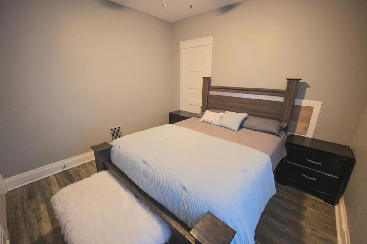 Large 6Br, 2 Bath In نياغارا فالس، نيويورك المظهر الخارجي الصورة