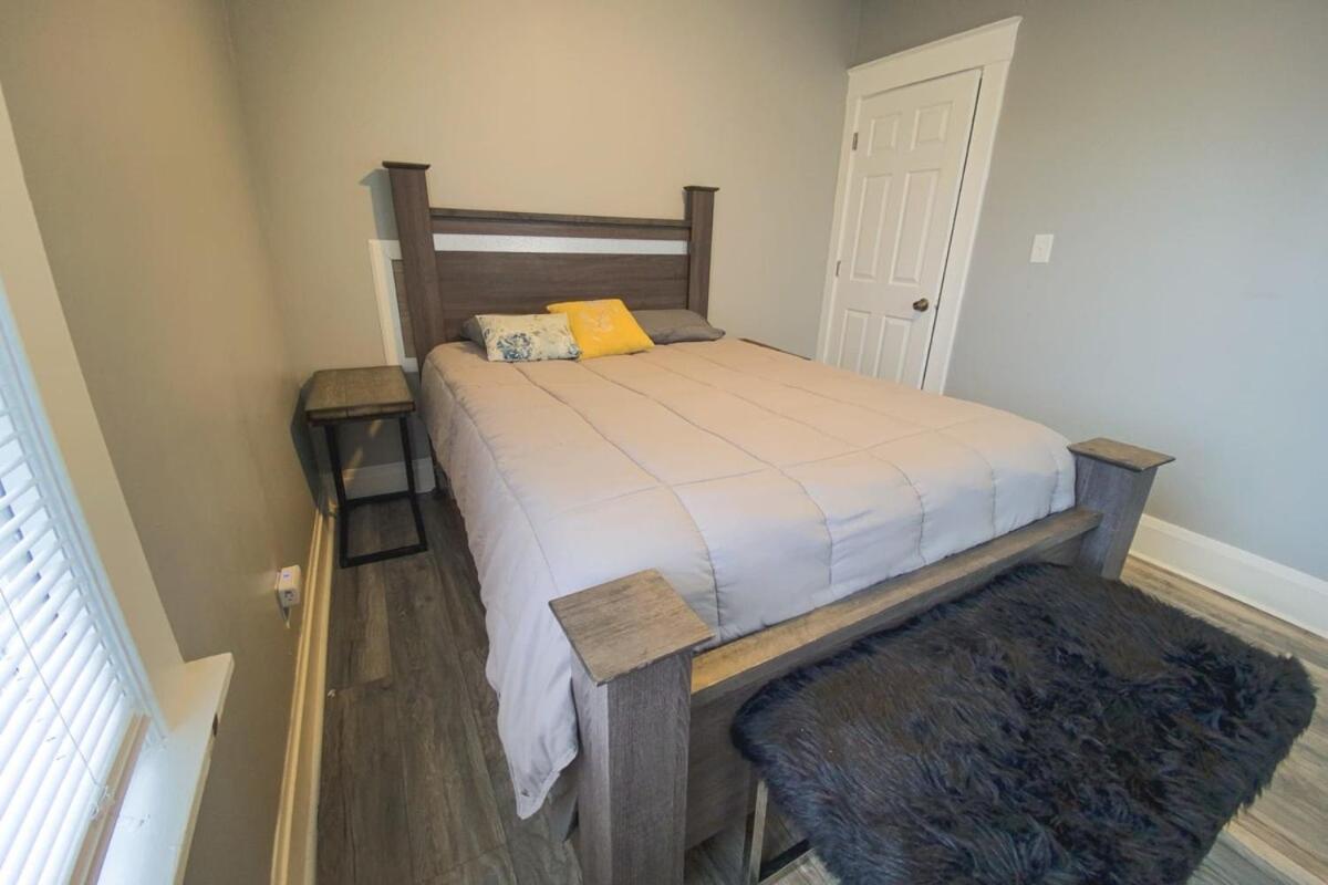 Large 6Br, 2 Bath In نياغارا فالس، نيويورك المظهر الخارجي الصورة