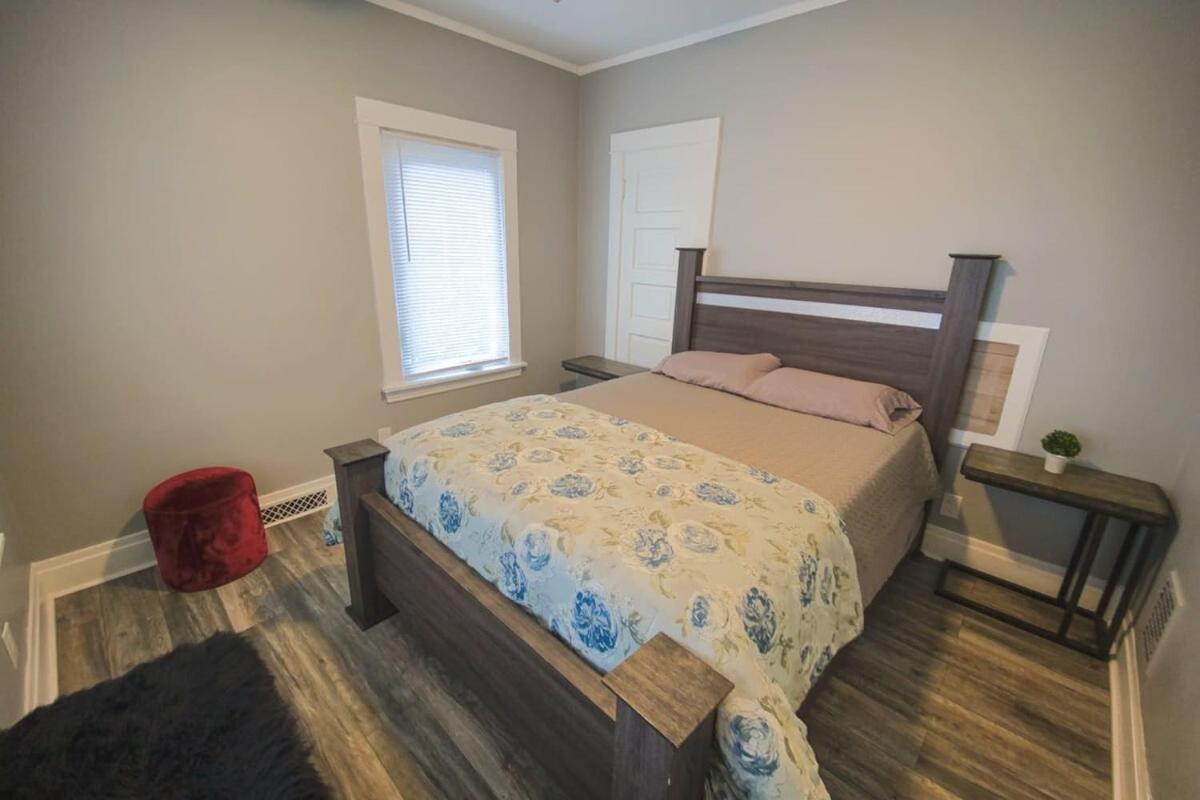 Large 6Br, 2 Bath In نياغارا فالس، نيويورك المظهر الخارجي الصورة
