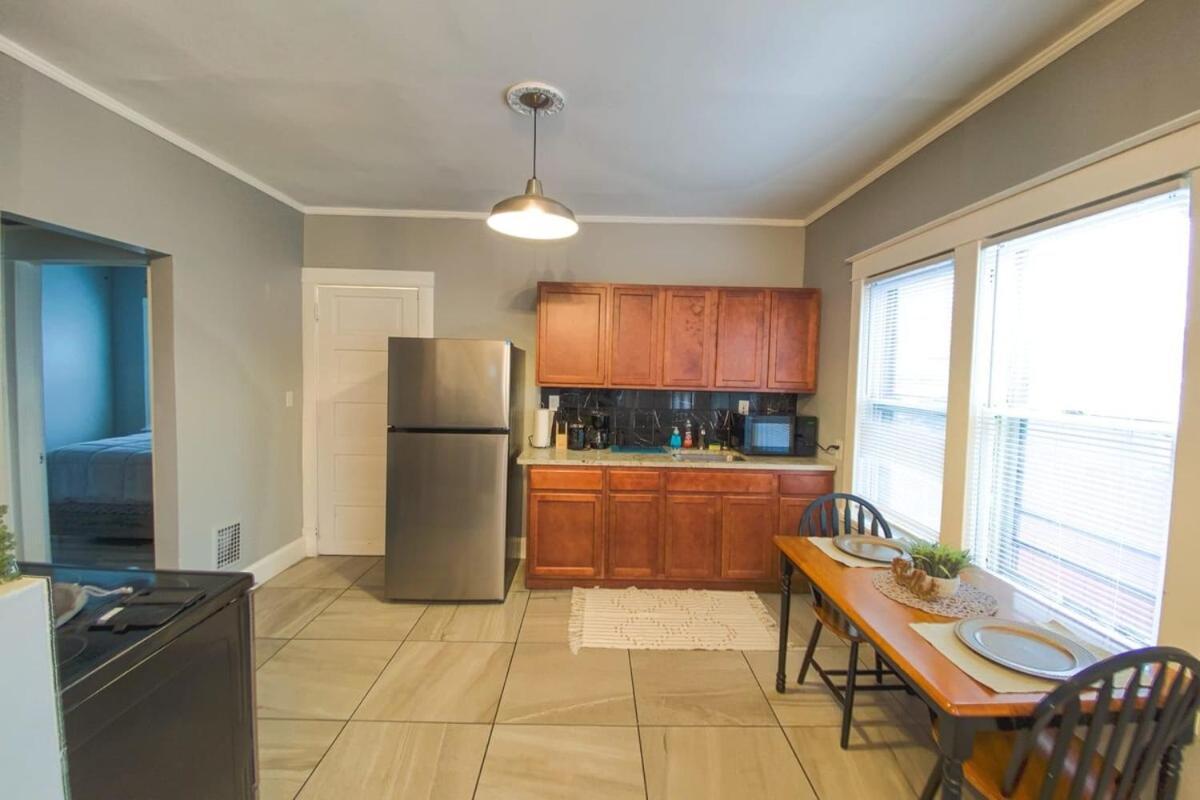 Large 6Br, 2 Bath In نياغارا فالس، نيويورك المظهر الخارجي الصورة