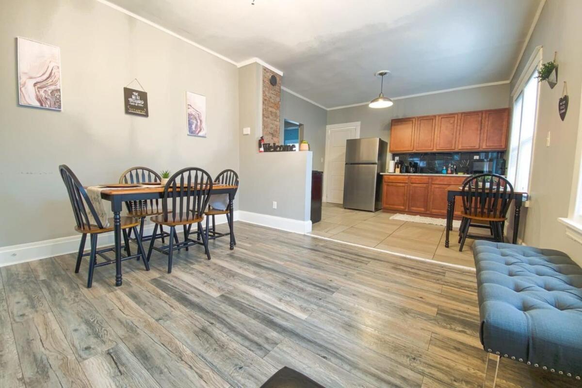 Large 6Br, 2 Bath In نياغارا فالس، نيويورك المظهر الخارجي الصورة